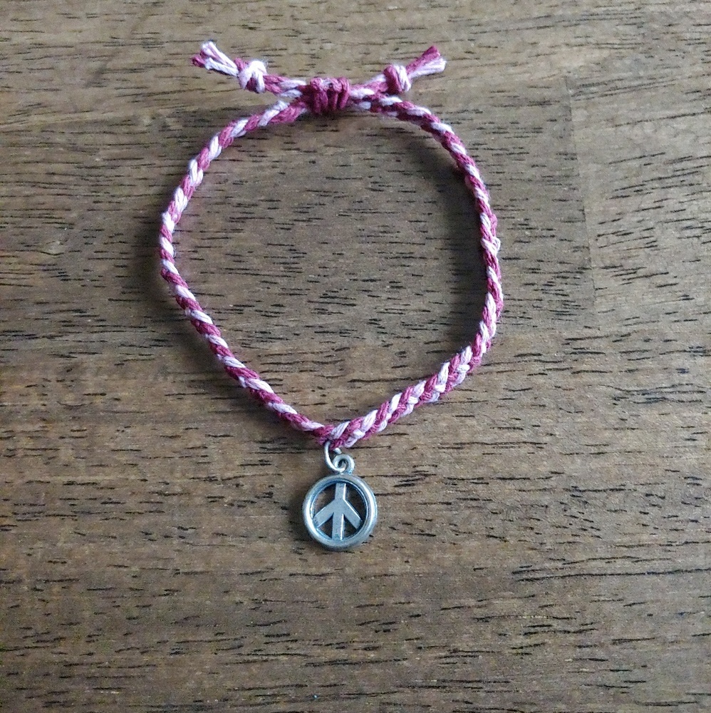 BOGO🎉New✨Peace Symbol Bracelet